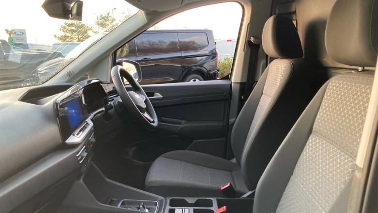 Ford Transit Connect 250 L2 Petrol 1.5 EcoBoost PHEV 150 Limited Van Auto